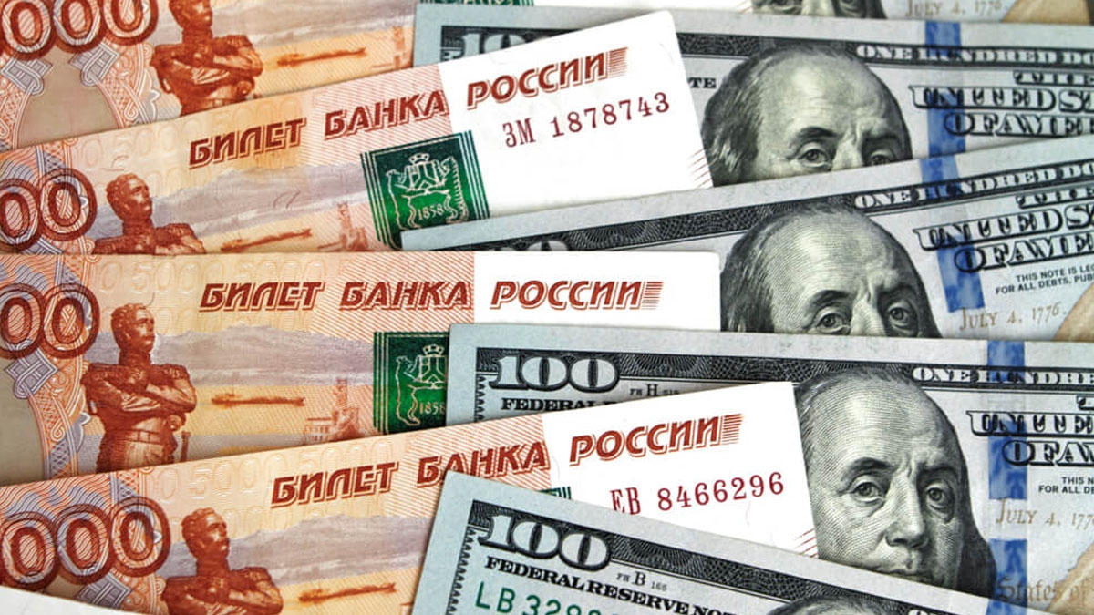 Giá trị USD tăng lên mức cao nhất trong 20 năm sau tuyên bố động viên của Nga
